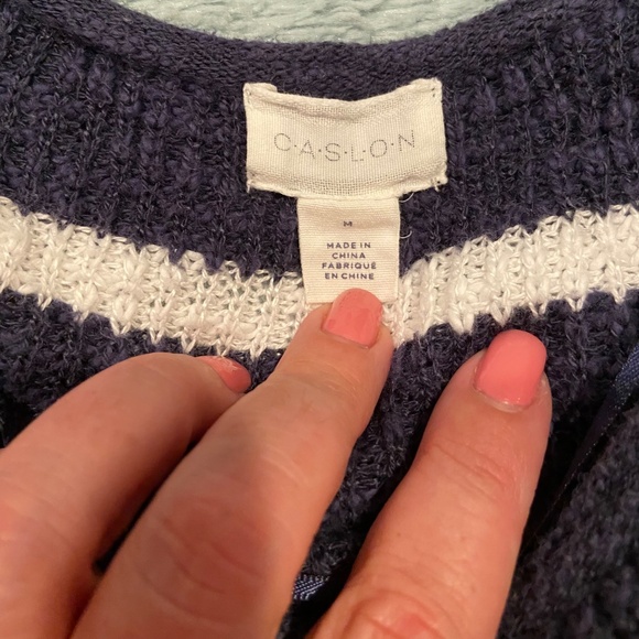 Caslon Women’s Blue & White Striped Lightweight Tunic Sweater – Medium - Picture 2 of 9
